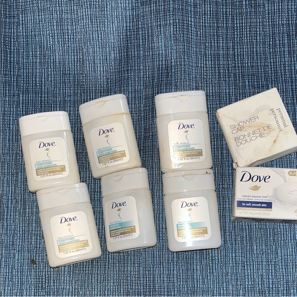 Dove White Beauty Bar and Deodorant Set travel set - Picture 1 of 1